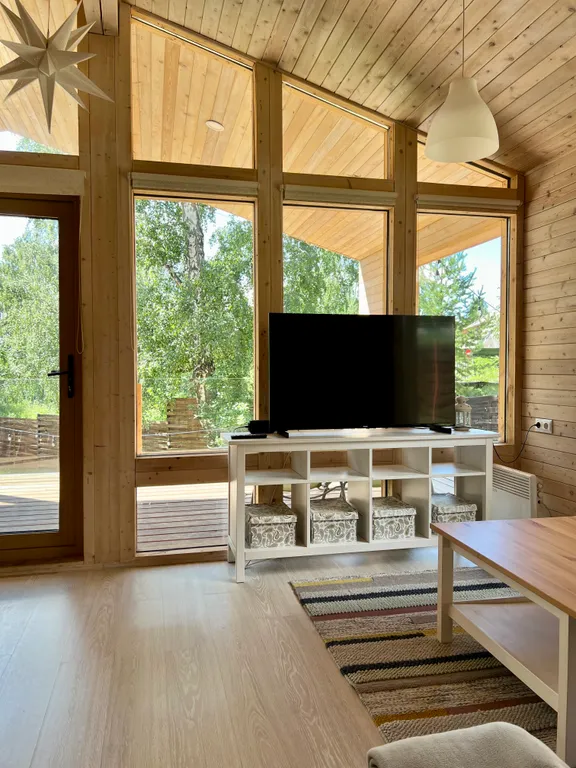 Дом на берегу озера Чебаркуль