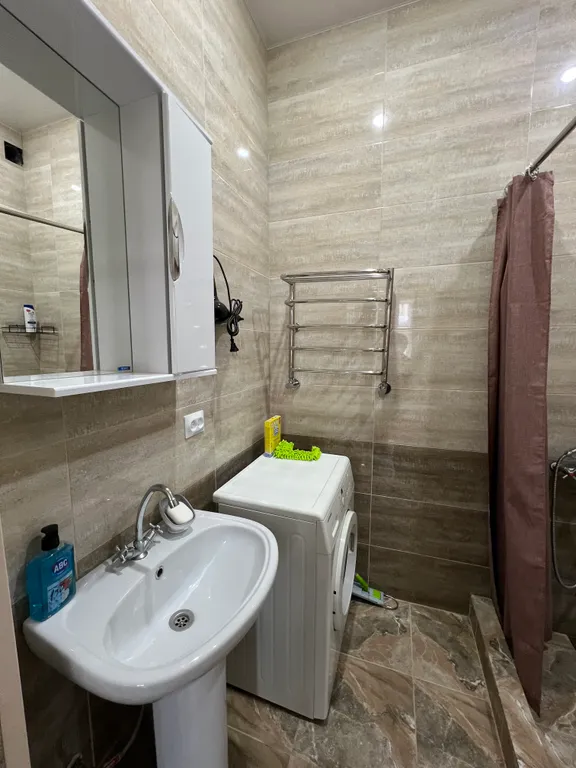 Уютная трёхкомнатная студийная квартира в тихом районе