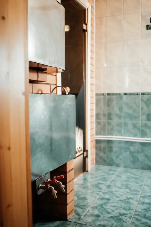 Дом на берегу озера