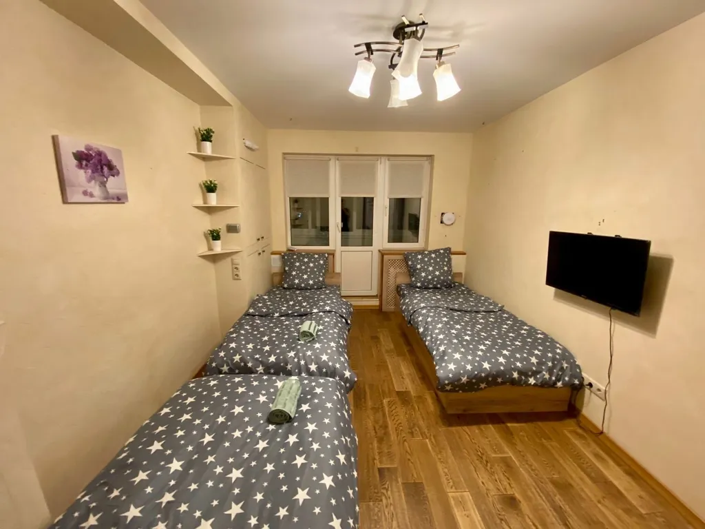 Комфортная двухкомнатная квартира, есть 4 раздельных спальных места