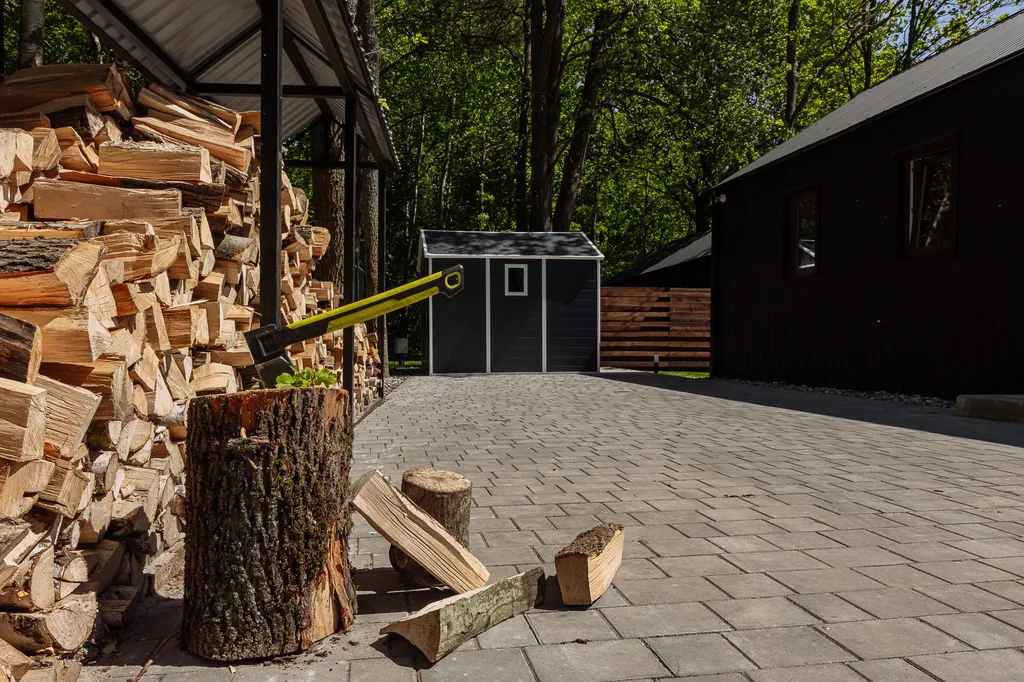 Дом с парилкой на озере