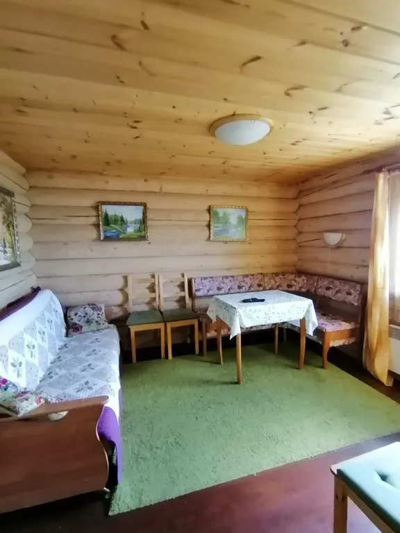 Коттедж с видом на Озеро.