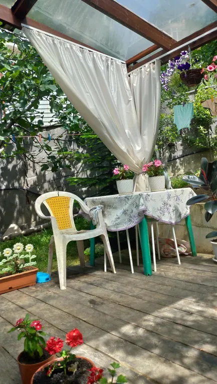 Коттедж Отдельный домик со своей верандой — Сочи