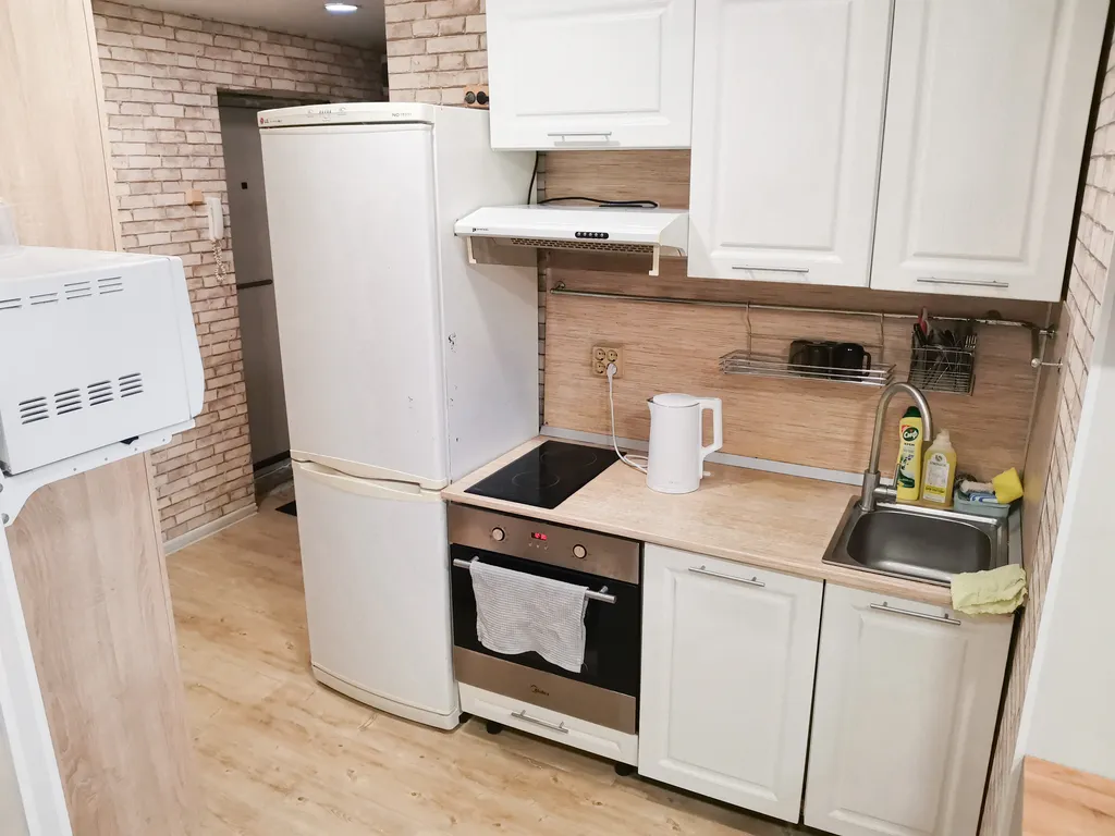 ЕВРОДВУШКА В ЦЕНТРЕ: балкон, бесконтакт, PS3, кондей, wifi, чек-лист