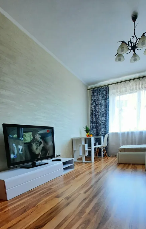 Уютная двухкомнатная квартира недалеко от центра города