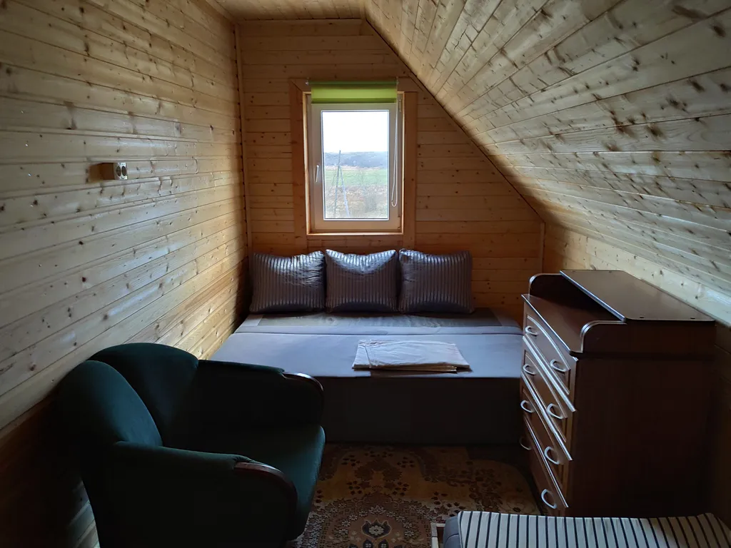 Домик-баня на берегу реки Псижа и выходом в озеро Ильмень