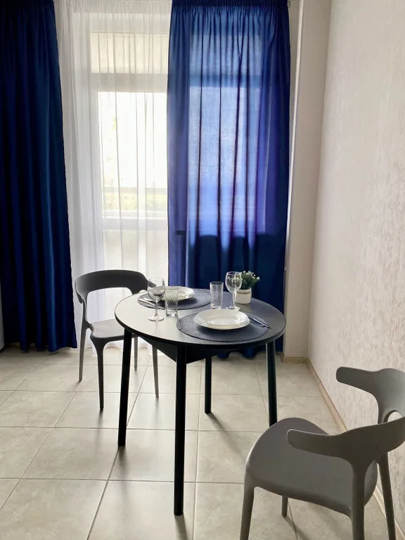 Видовая квартира на берегу Иртыша в центре