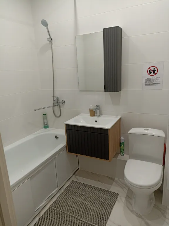 В центре с новым ремонтом, индивидуальное отопление