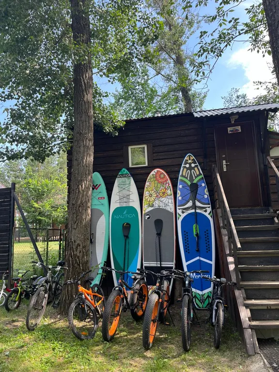 Коттеджи на берегу Волги в сосновом лесу. База отдыха " Хвоя Эко"