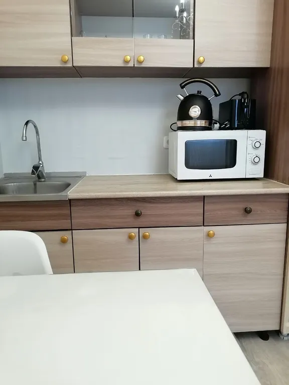 Честная квартира с балконом Четыре угла возле ТЦ Аура