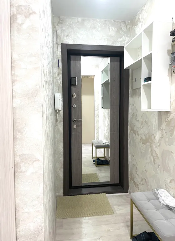 Квартира в центре города на площади с панорамным балконом