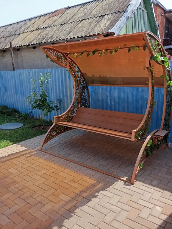 Небольшой трехместный номер с удобствами