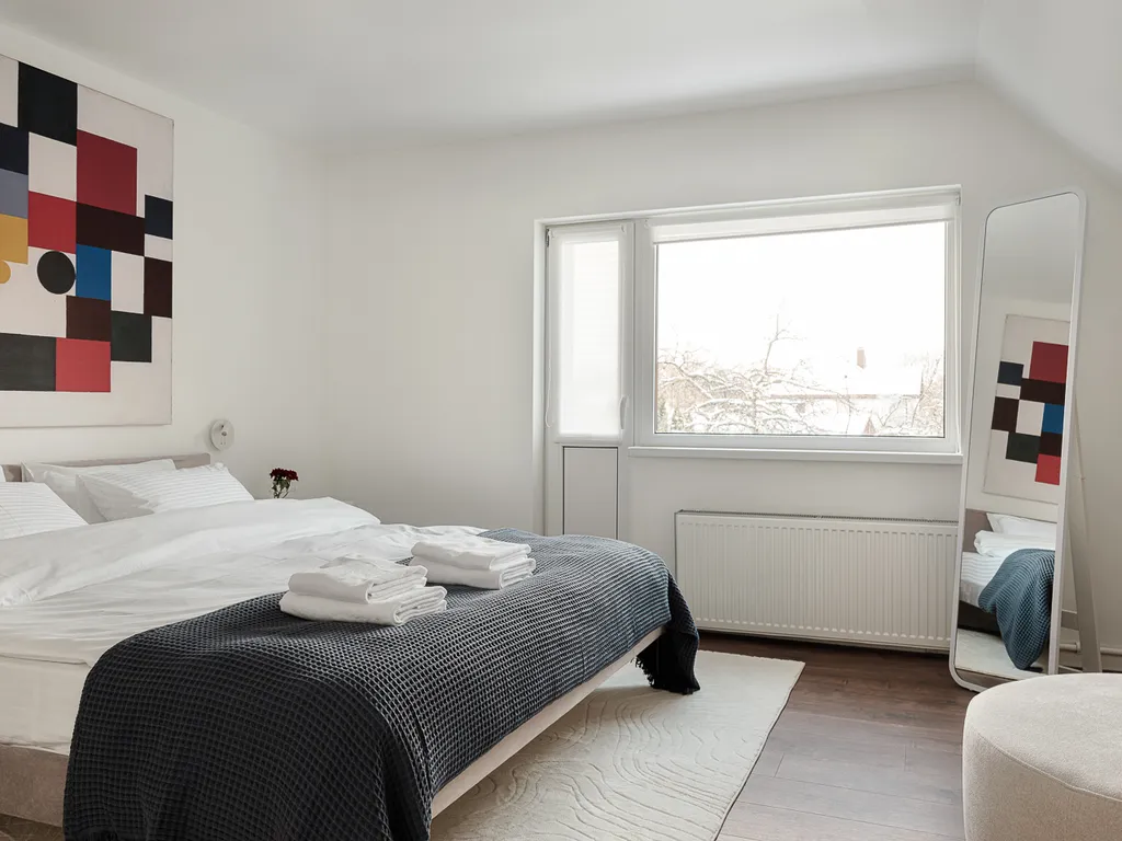 Дом Шерл с террасой и сауной в черте города