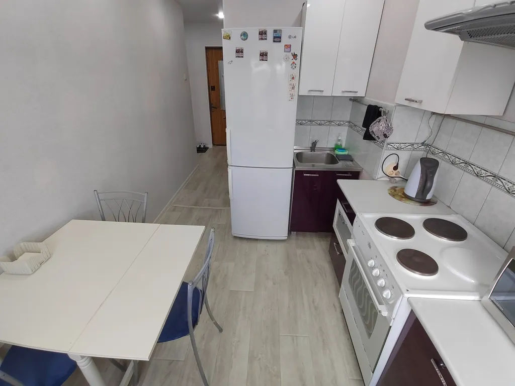 Однокомнатная квартира с балконом и лифтом у ТРЦ Плазма