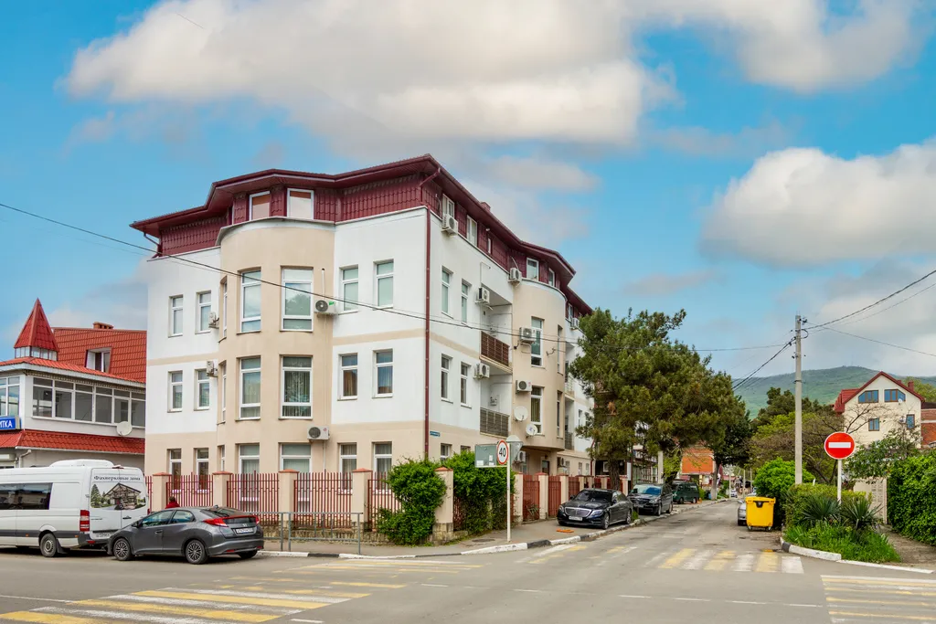 Большая квартира в центре города в 200 метрах от моря