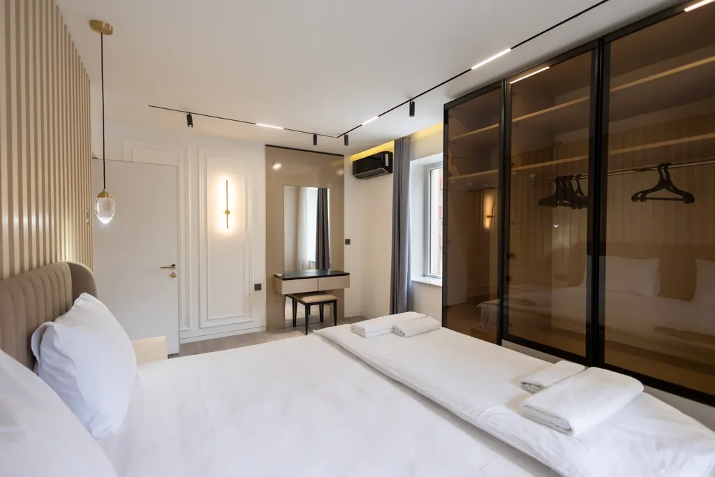 Современная дизайнерская квартира рядом с метро