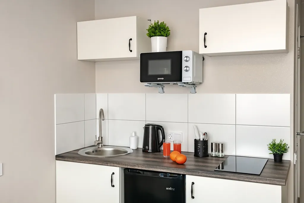 Современная студия с новым ремонтом