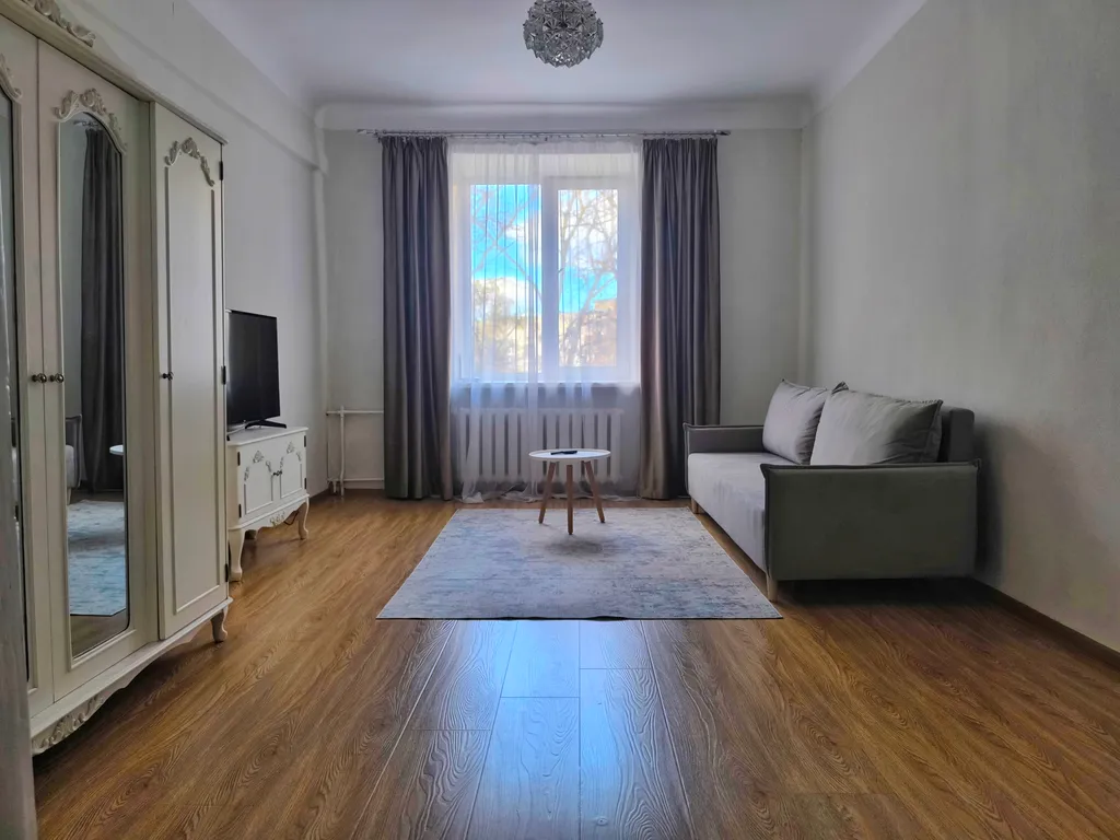 Апартаменты двухкомнатные у вокзала