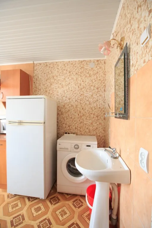 Апартаменты для семьи из 5 человек, кухня, санузел внутри, кондиционер