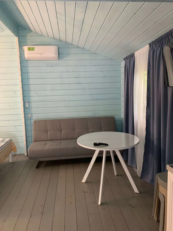 Дом с русской баней, банным чаном, бассейном