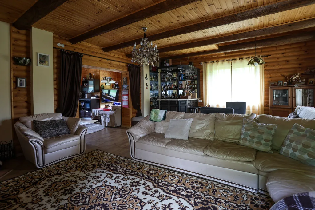 Уютный коттедж с баней на территории