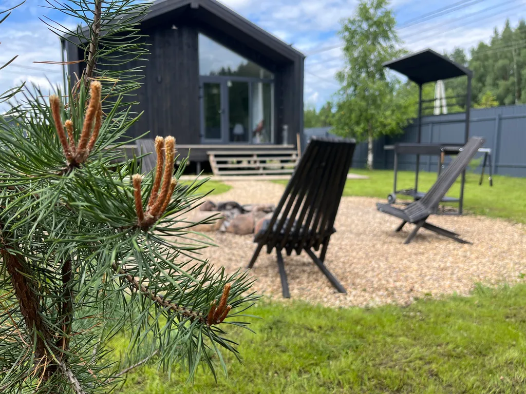 Стильный Барнхаус в окружении леса с сауной и сибирским банным чаном