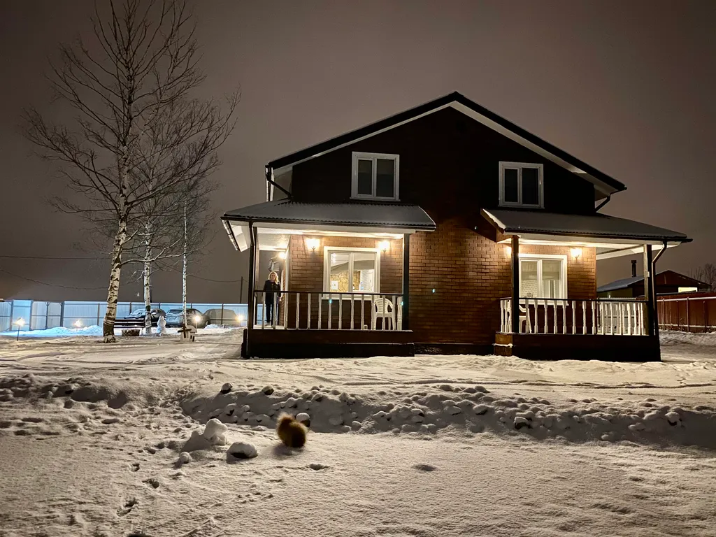 Дом на берегу озера