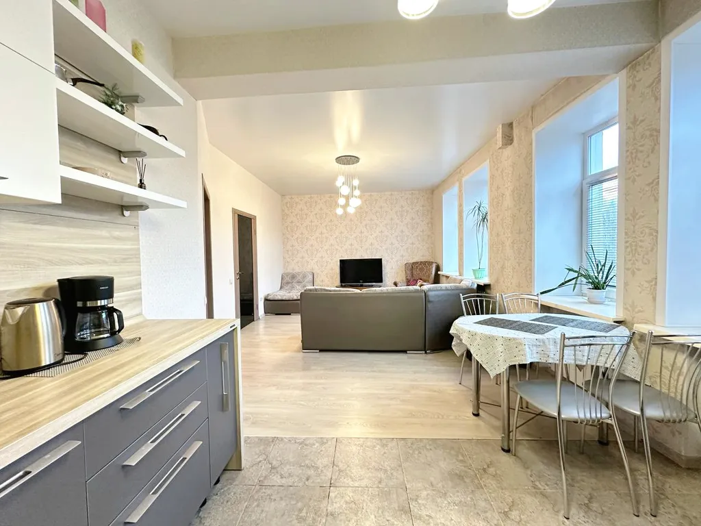 3-комнатная квартира в центре рядом с набережной