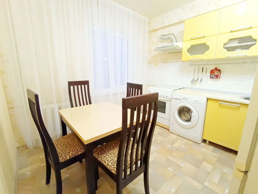 4-комнатная Квартира