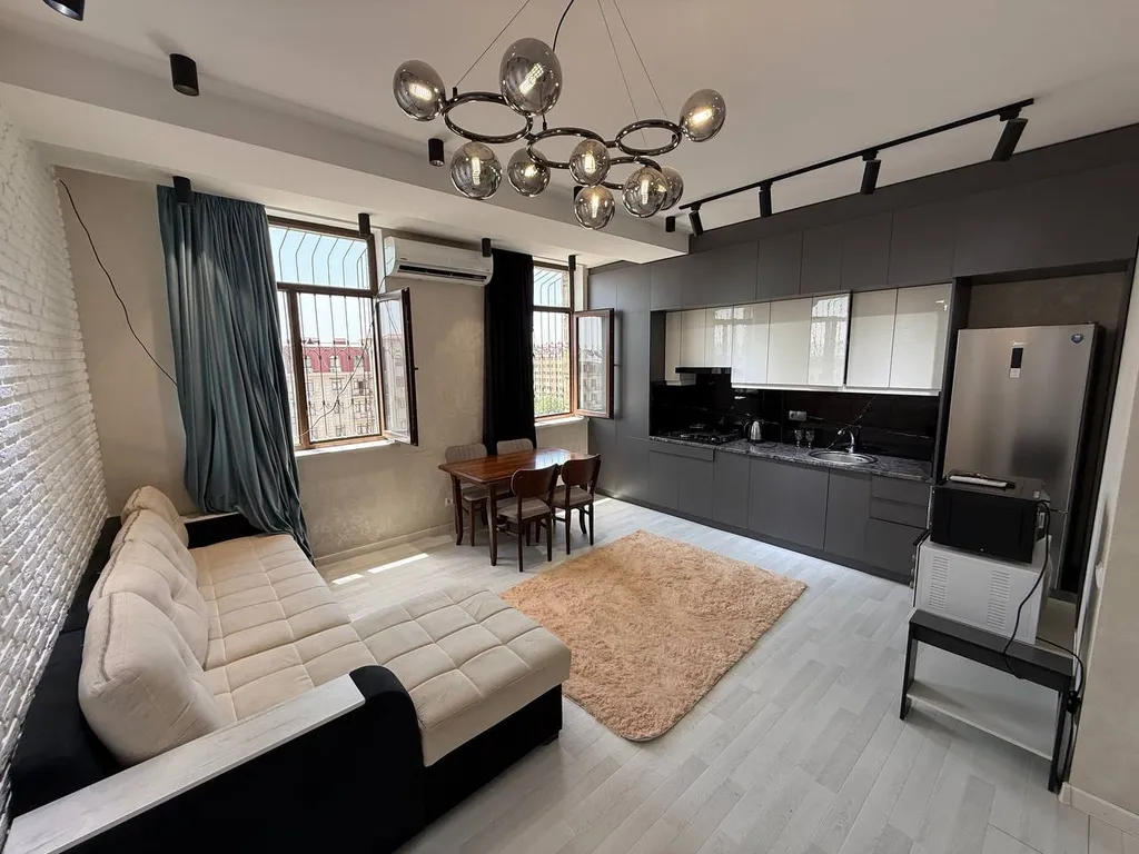 3-комнатная Квартира