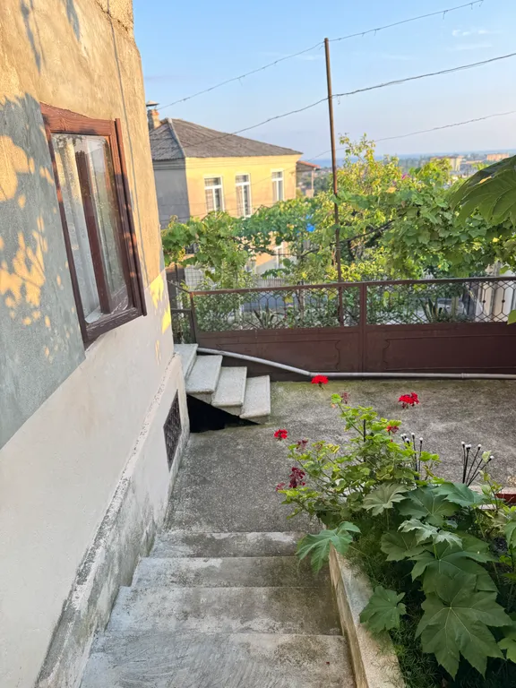 Коттедж Дом с прекрасным видом на Сухум — Сухум