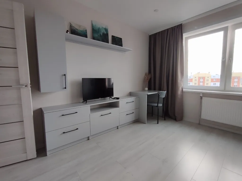 Уютная квартира с отдельной спальней, новым ремонтом и техникой