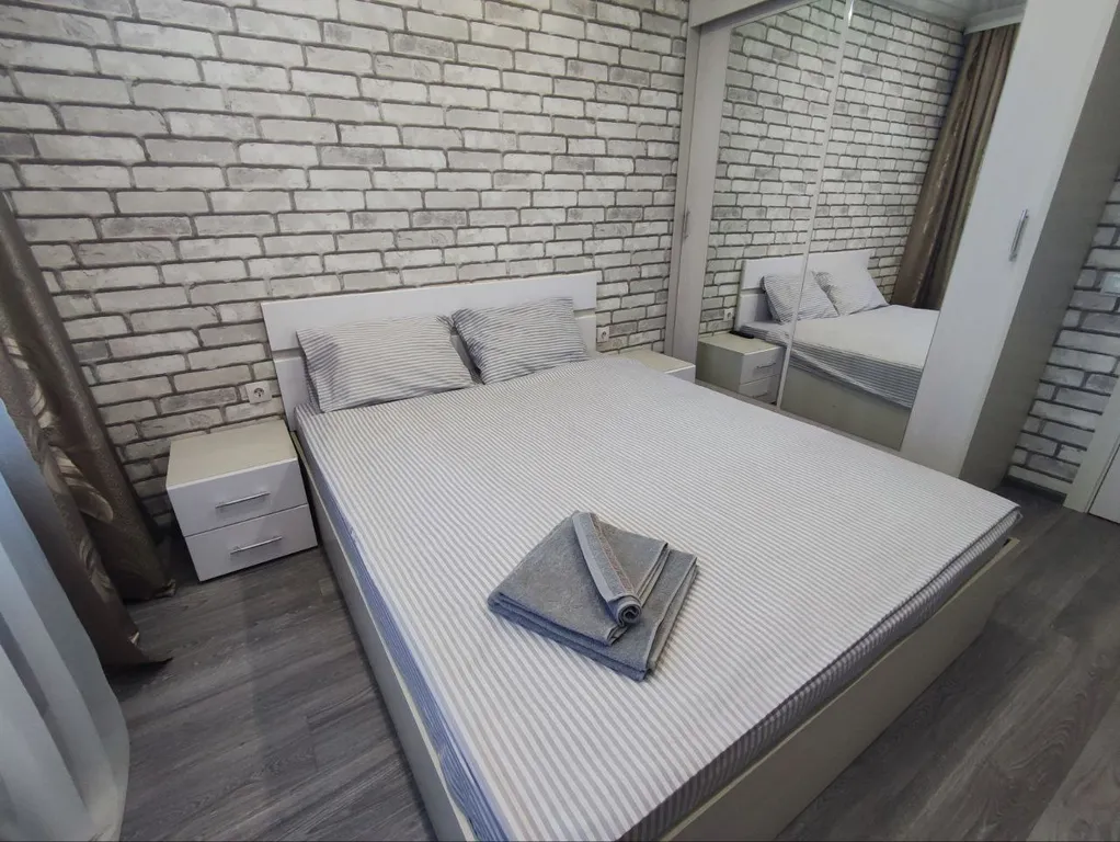 Квартира Евродвухкомнатные аппартаменты — аренда посуточно в Киров