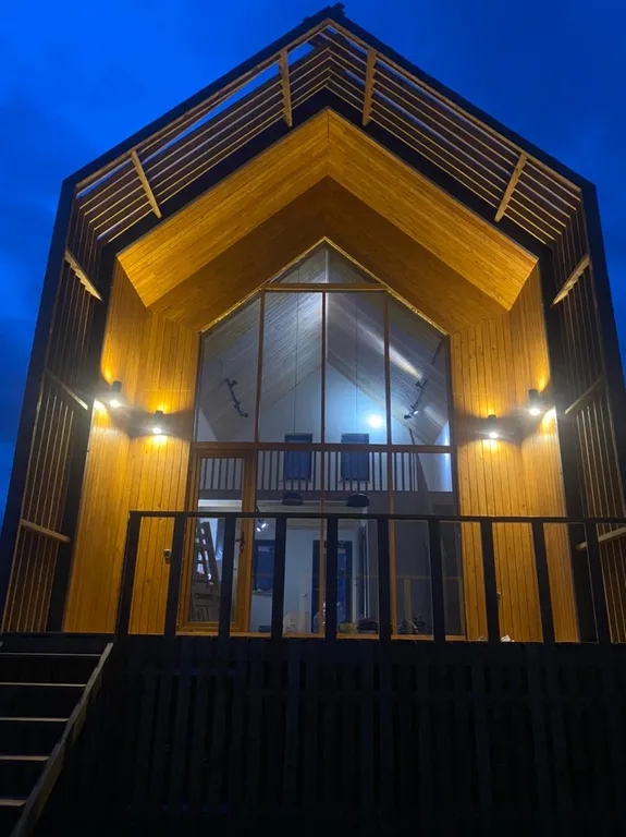 Дом с террасой с видом на море