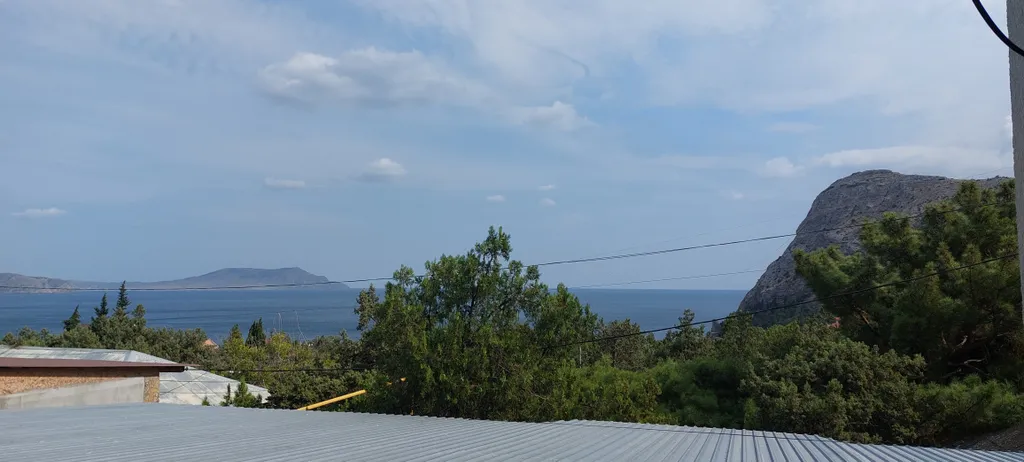 Апартамент с видом на море и горы