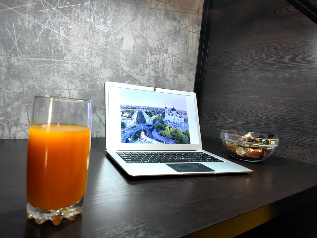 Квартира Студия 65 м² в центре, напротив Педуниверситет, 5 мин до ж/д вокзала — Воронеж