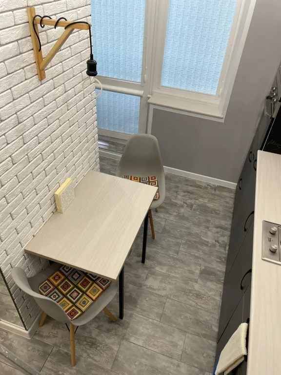 Дизайнерская студия с видом на реку