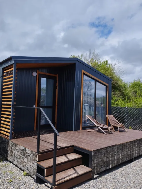 Гостевые домики с бассейном