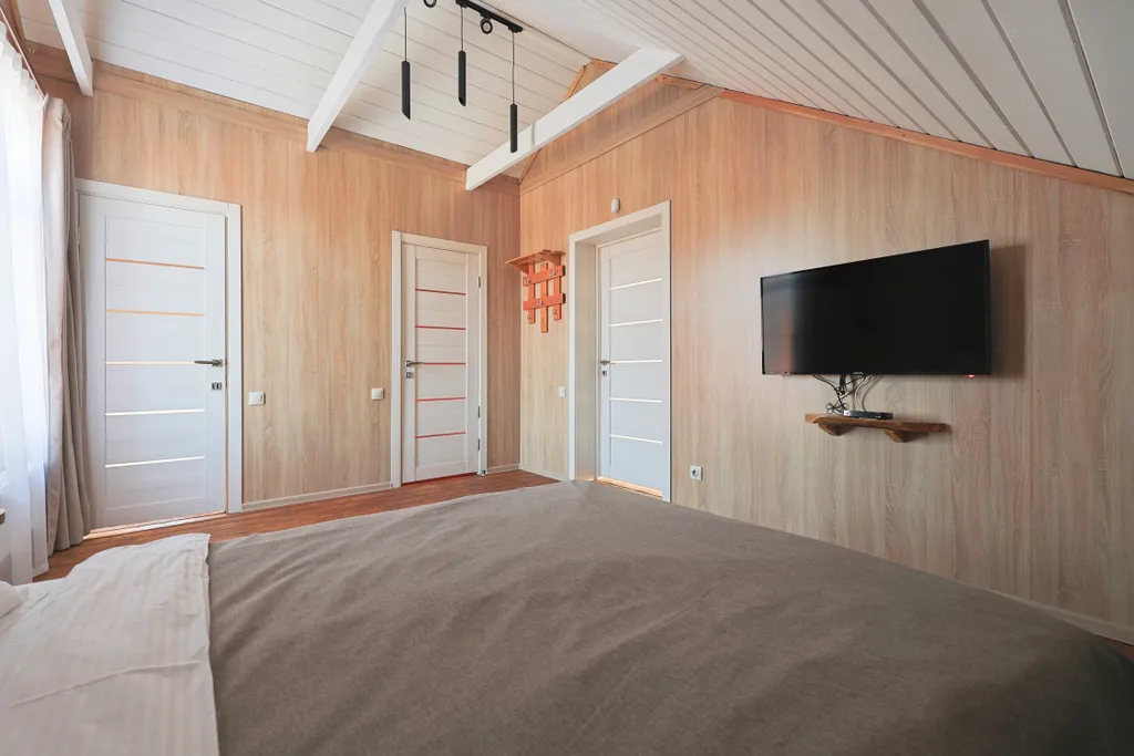 Двухэтажный коттедж с кондиционером, с видом на реку