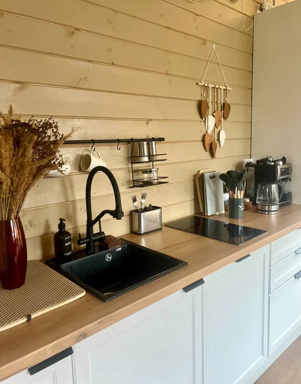 Просторный дом с баней и чаном