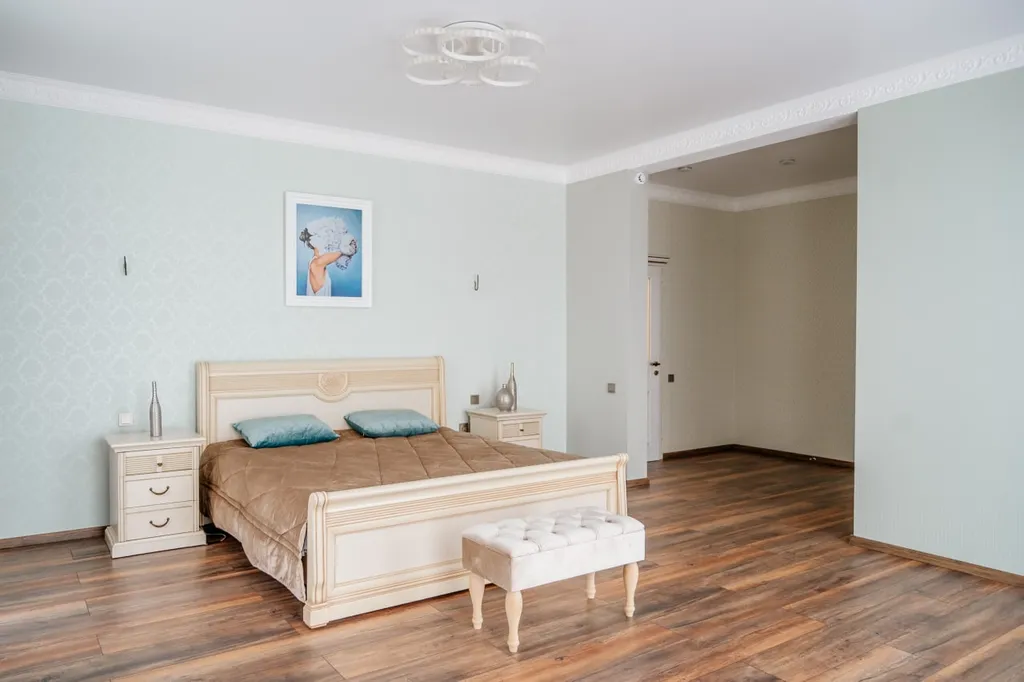 Дом с бассейном и видом на горы