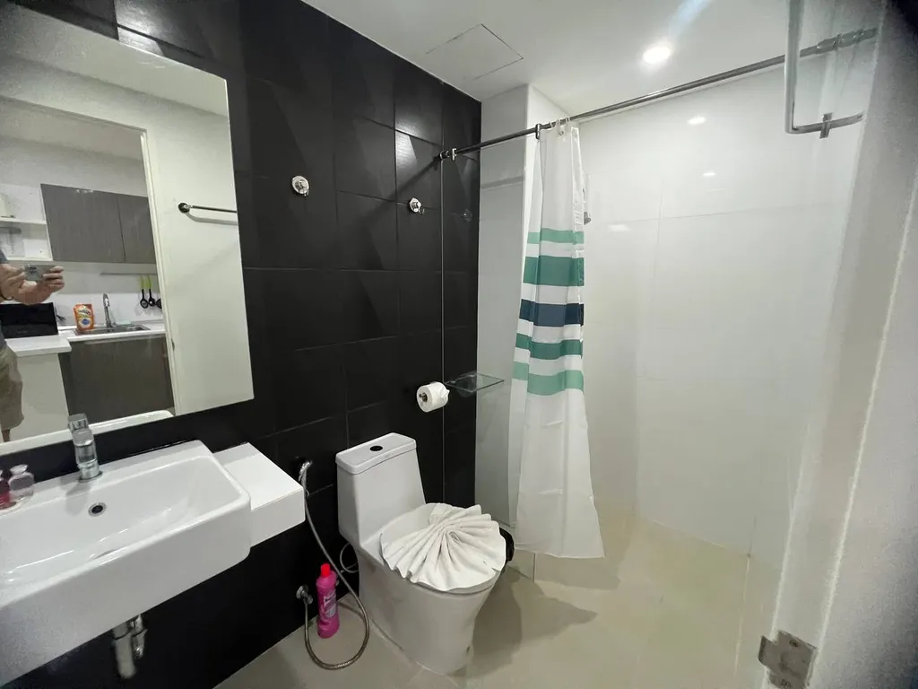 Ката Студия  после ремонта с отличным видом на сад в Ozone