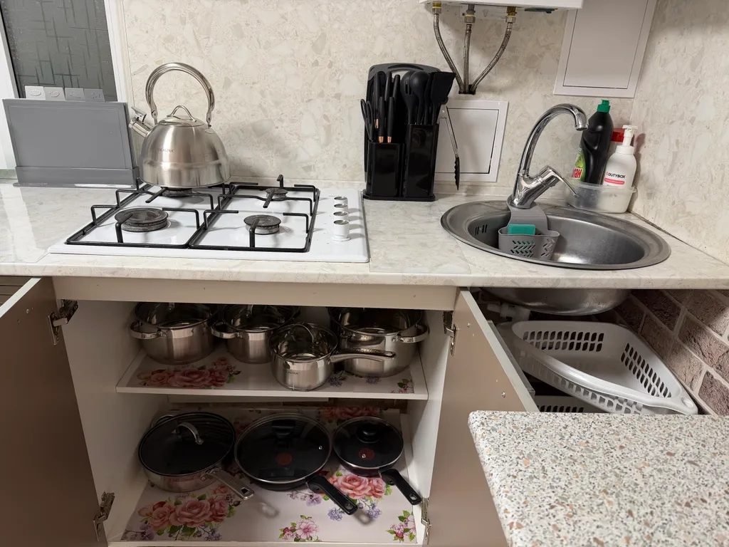 Коттедж Трёхкомнатный дом со своей территорией и автопарковкой, рядом море — Геленджик