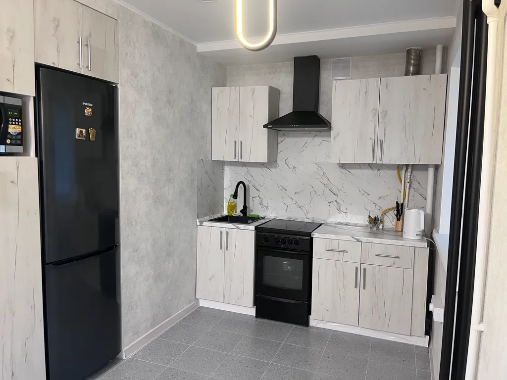 Современная квартира в центре города — аренда посуточно в Альметьевск