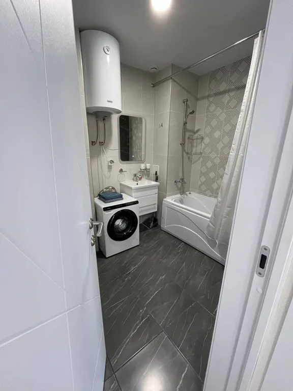 7 Однокомнатная квартира с бассейном на 3 человека