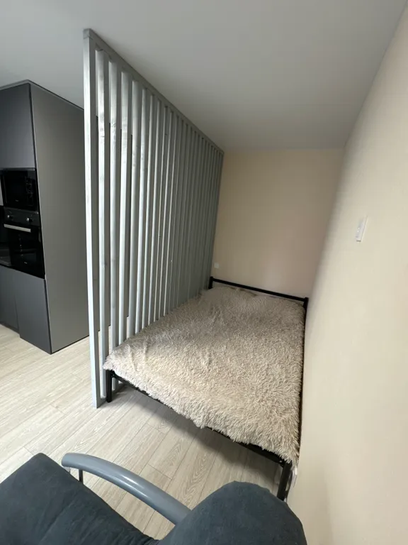 Уютная квартира-студия с видом на лес