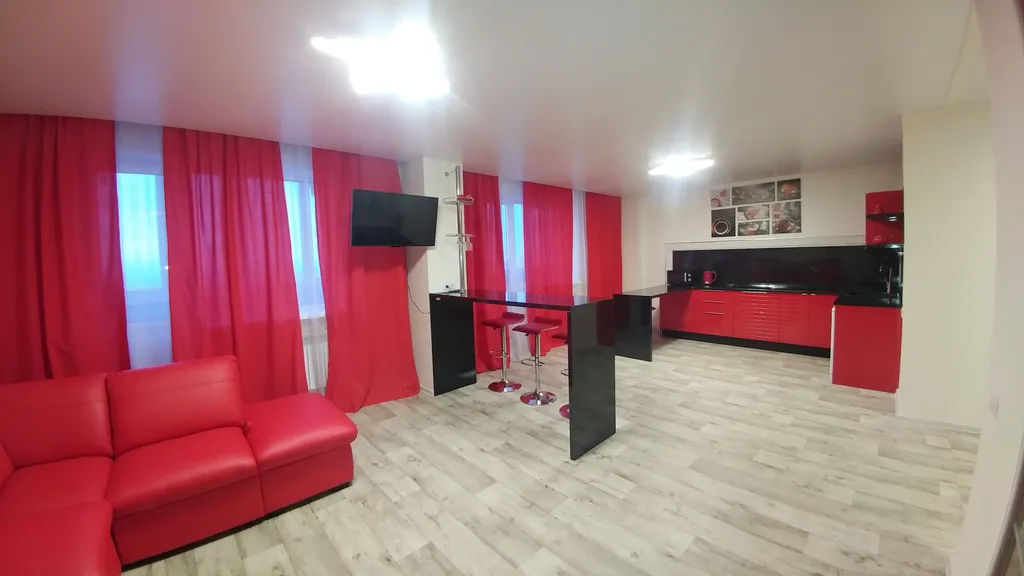 Очень необычная и просторная квартира-студия в центре