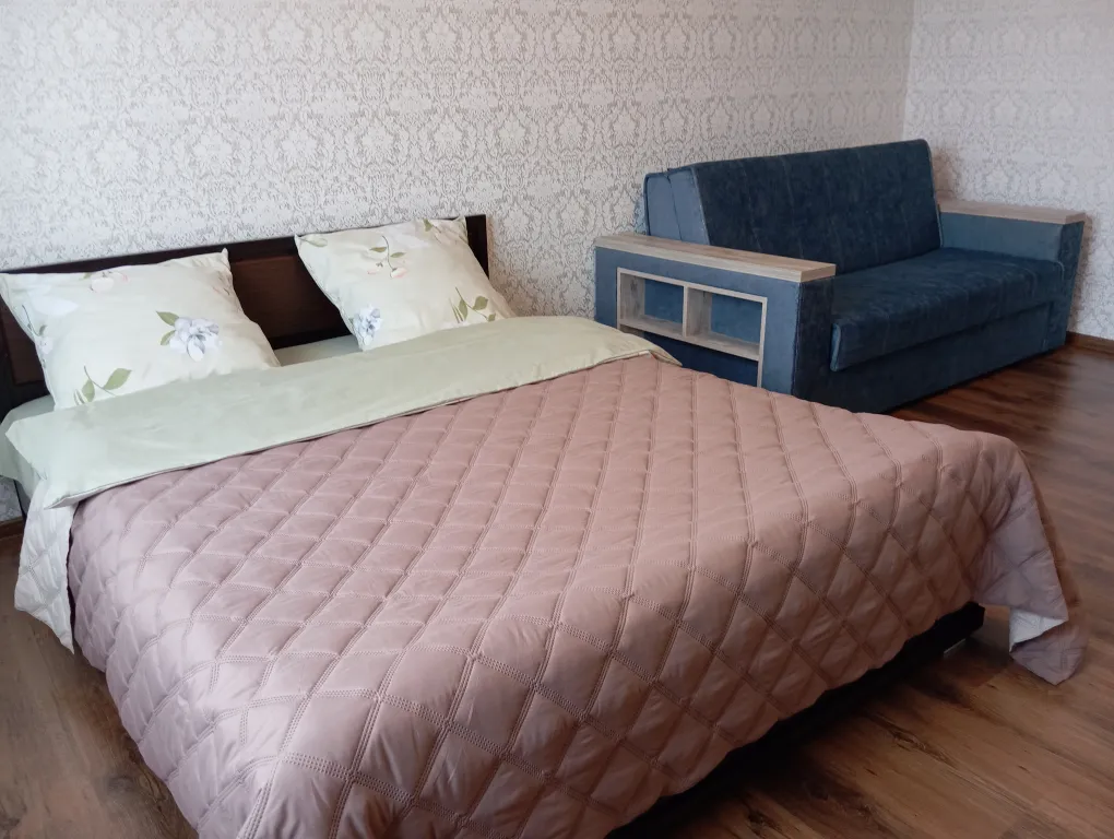 Уютная, просторная, чистая квартира — аренда посуточно в Брест