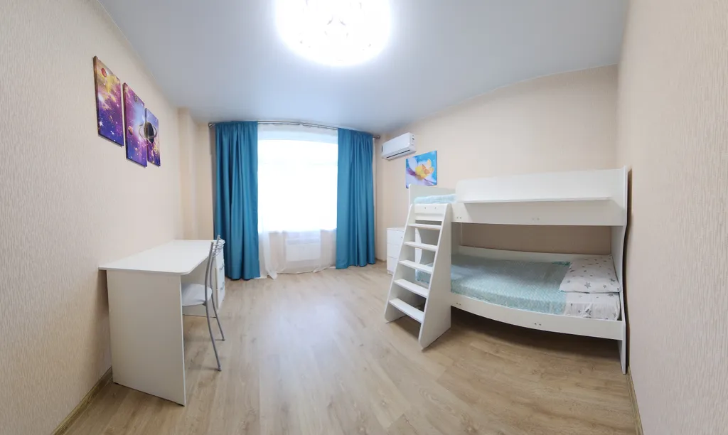 Трехкомнатная квартира в ЖК с бассейном