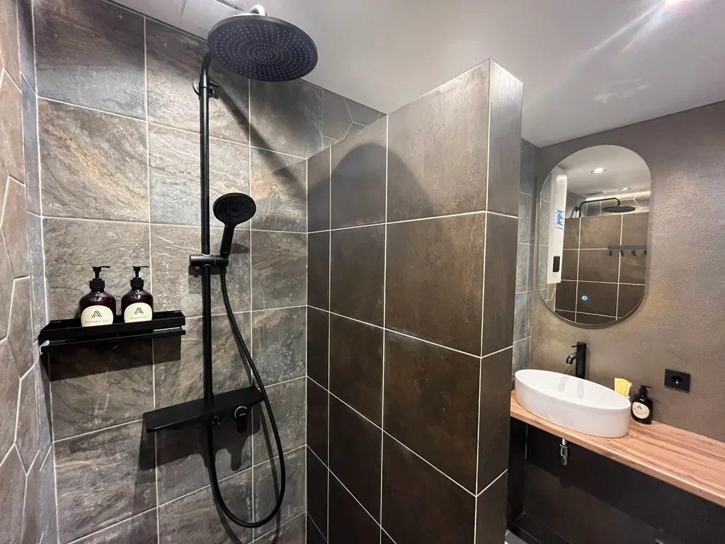 Квартира Квартира-студия с проектором в комплексе с бассейном — Ростов-на-Дону